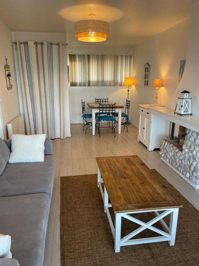 Sea View 2 Room Apartment 50M2 Étretat Exterior foto